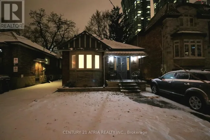 32 JOHNSTON AVENUE, Toronto