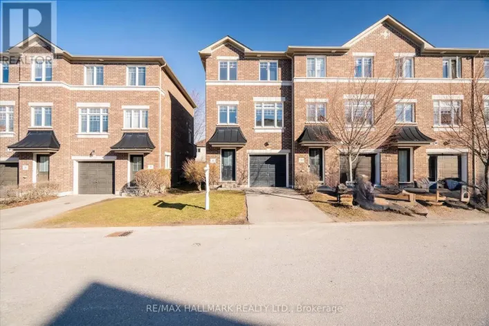 32 KATERSON LANE, Clarington