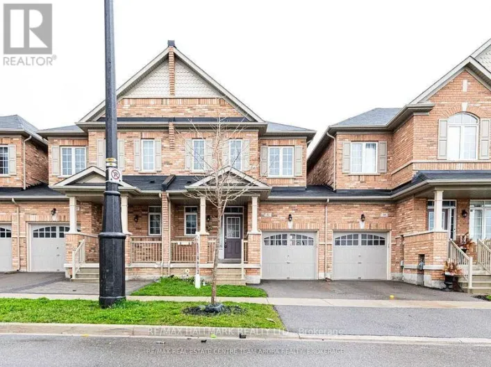 32 KEMPENFELT TRAIL, Brampton