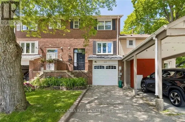 32 LANSING SQUARE, Brampton