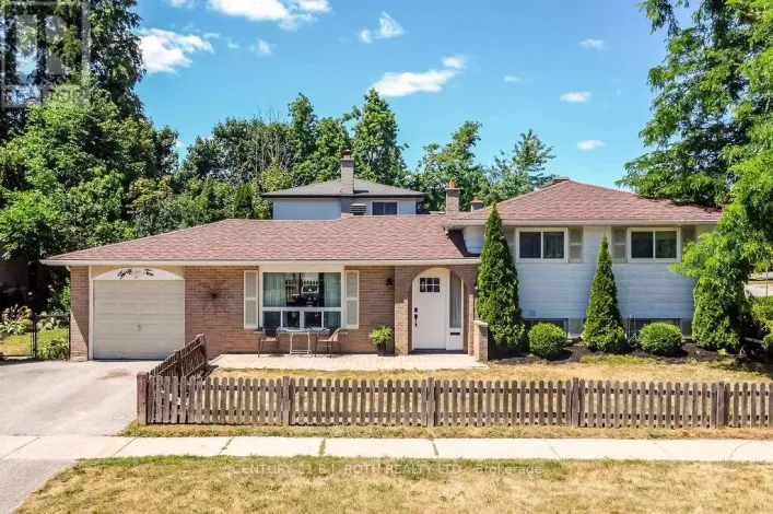 32 LONSDALE PLACE, Barrie