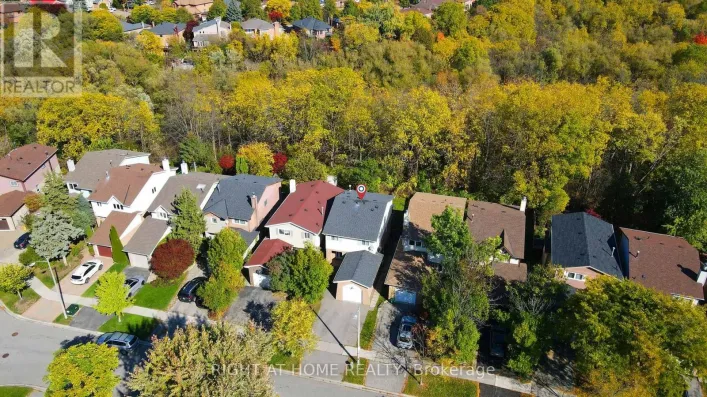32 MACAULEY DRIVE, Markham