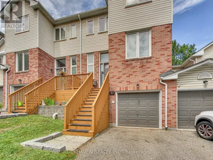 32 MAPLE AVENUE, Halton Hills