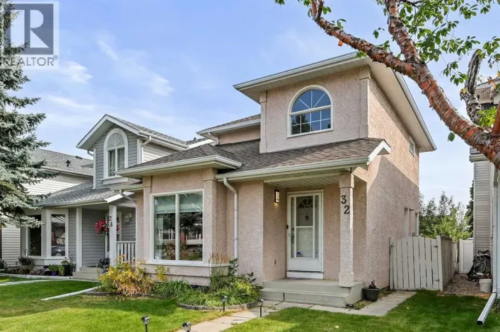 32 Millrise Crescent SW, Calgary