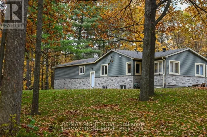 32 MILLS CIRCLE, Springwater