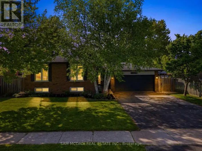 32 MILVERTON CLOSE, Hamilton
