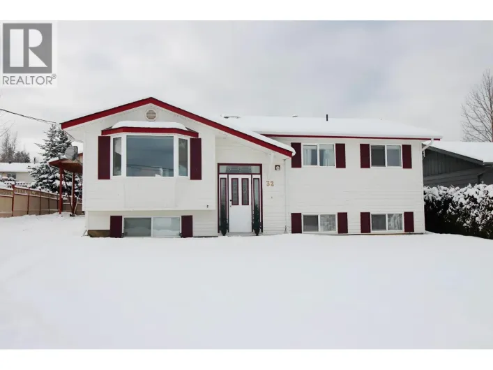 32 MORRISON STREET, Granisle