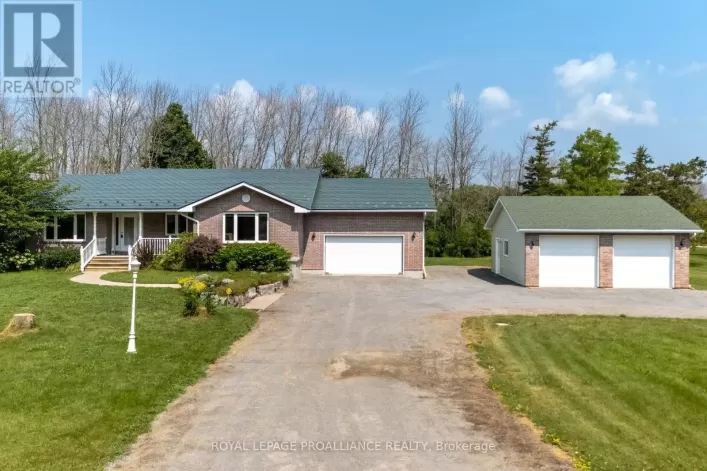 32 PIERCE ROAD, Prince Edward County