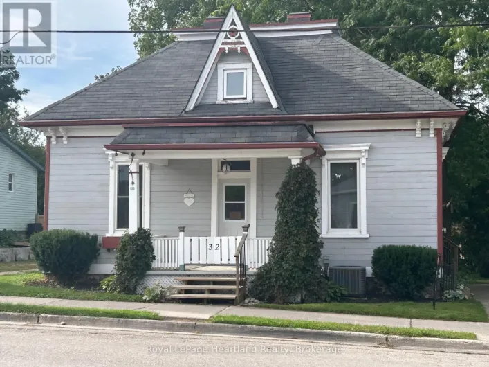 32 RATTENBURY STREET W, Central Huron