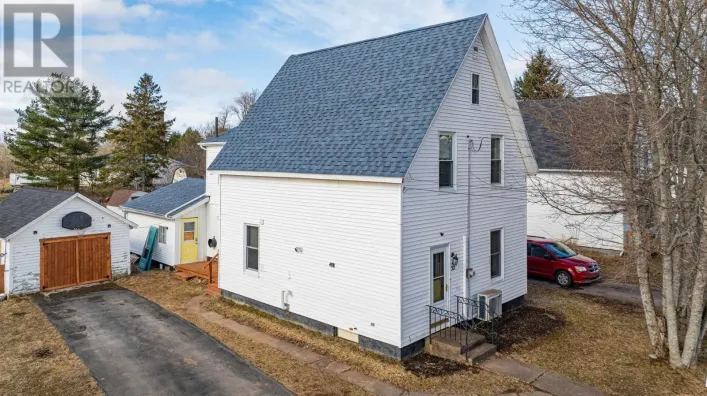 32 River Avenue, Oxford