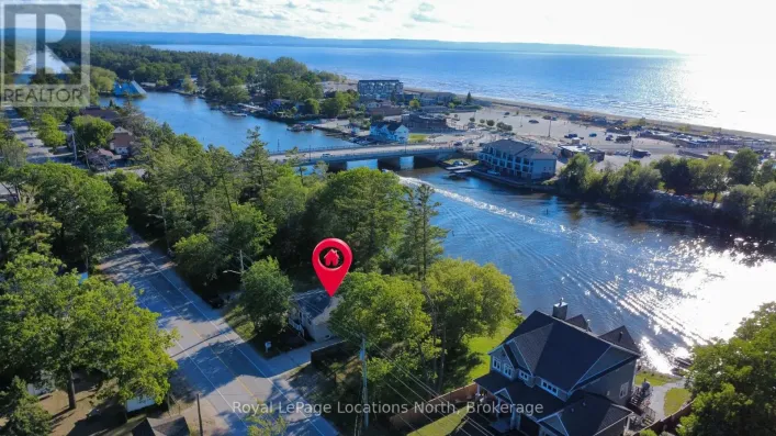 32 RIVER ROAD E, Wasaga Beach