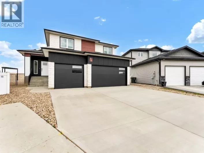 32 Somerside Way SE, Medicine Hat