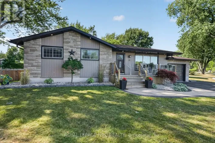 32 ST GEORGE COURT, Fort Erie