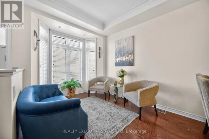 32 TIDESWELL BOULEVARD, Toronto