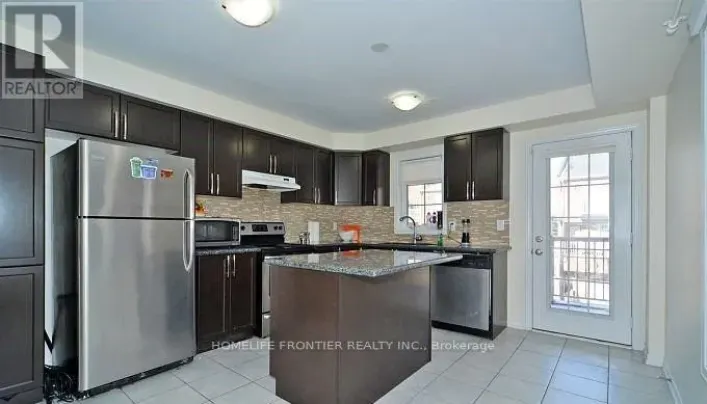 32 TRUCHARD AVENUE, Markham