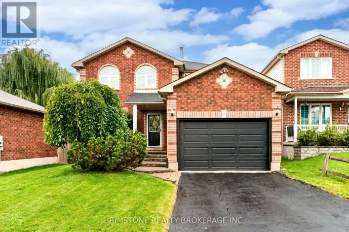 32 WESSENGER DRIVE, Barrie