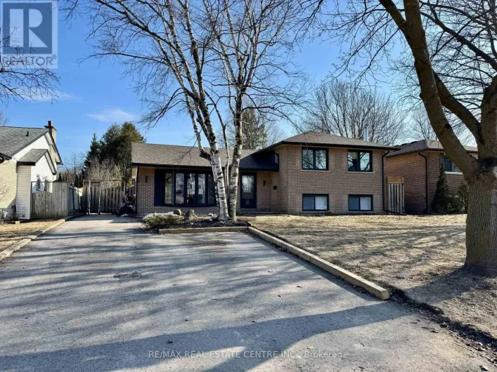 32 WESTDALE AVENUE, Orangeville