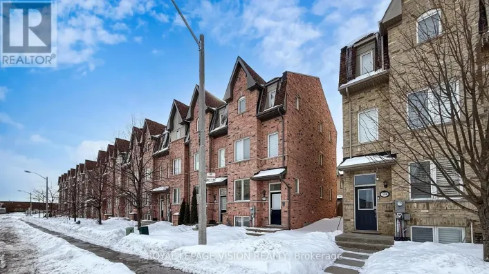 32 ZEZEL WAY, Toronto