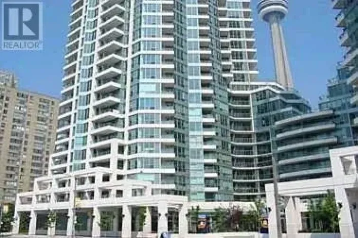 320 - 230 QUEENS QUAY W, Toronto