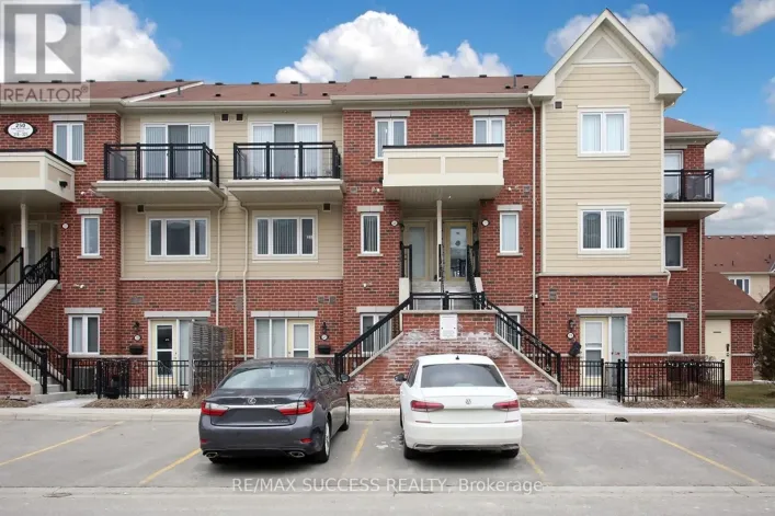 320 - 250 SUNNY MEADOW BOULEVARD, Brampton