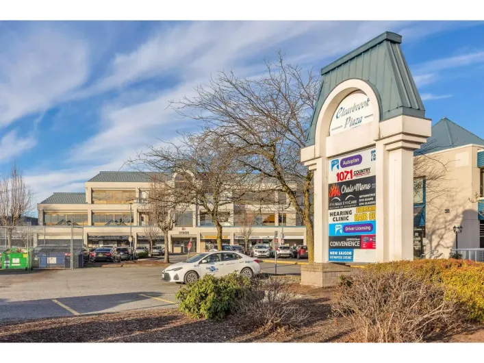 320 31935 SOUTH FRASER WAY, Abbotsford