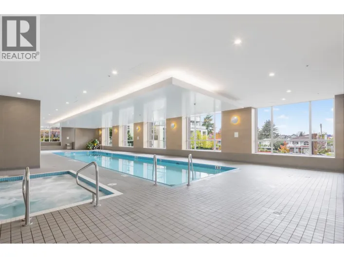 320 5665 BOUNDARY ROAD, Vancouver