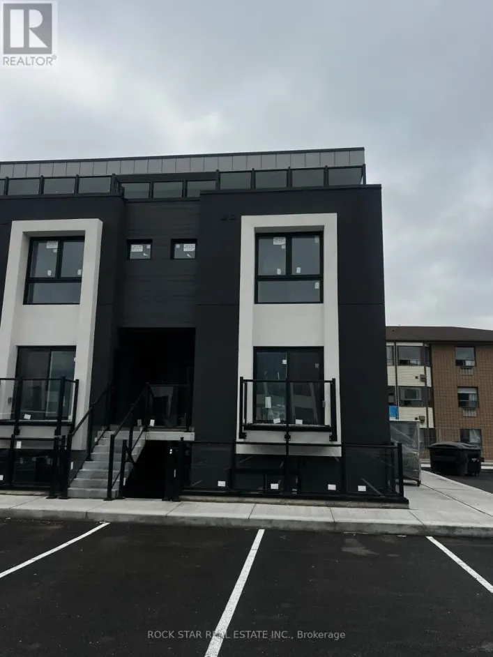320 - 6638 MCLEOD ROAD, Niagara Falls