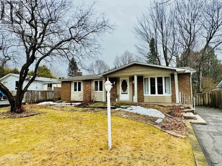 320 JUSTIN STREET, North Bay