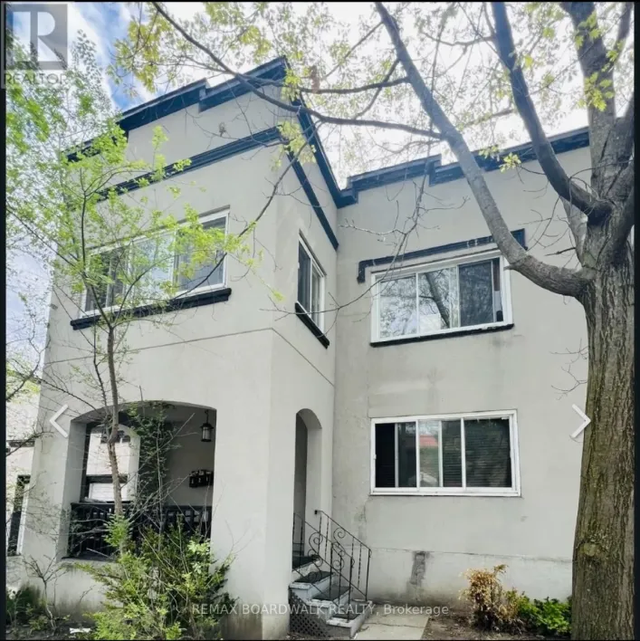 320 LAURIER AVENUE E, Ottawa