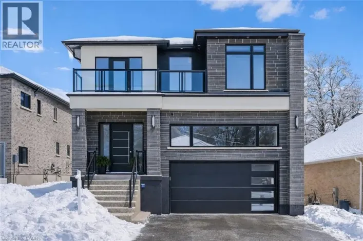 320 OTTERBEIN Road, Kitchener