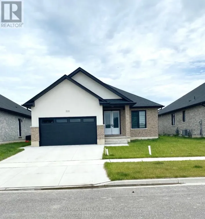 320 STATHIS BOULEVARD, Sarnia