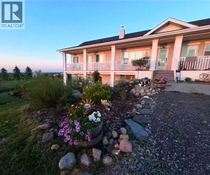 320016 402 Avenue E, Rural Foothills County