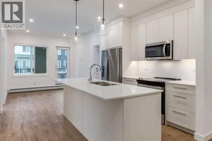 3201, 6 Merganser, Chestermere