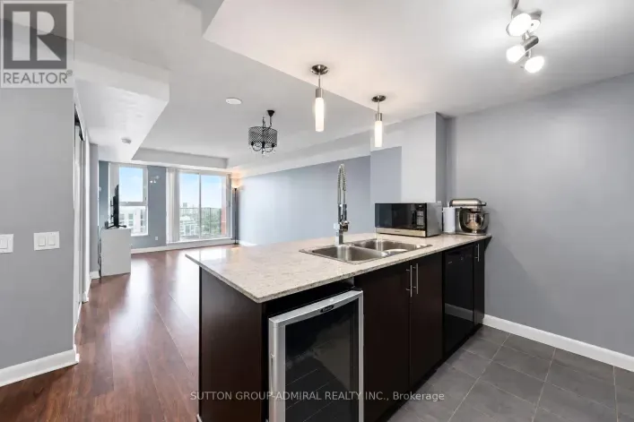 Apartment for sale: 3203 - 25 TOWN CENTRE COURT, Toronto