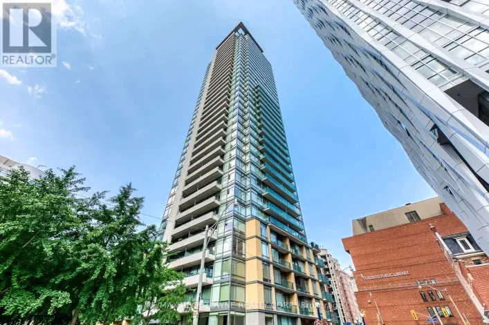 Apartment for rent: 3204 - 18 YORKVILLE AVENUE, Toronto