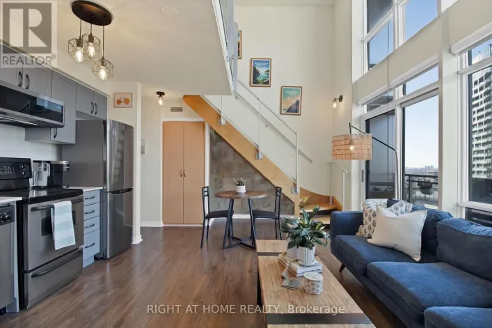 3205 - 15 FORT YORK BOULEVARD, Toronto