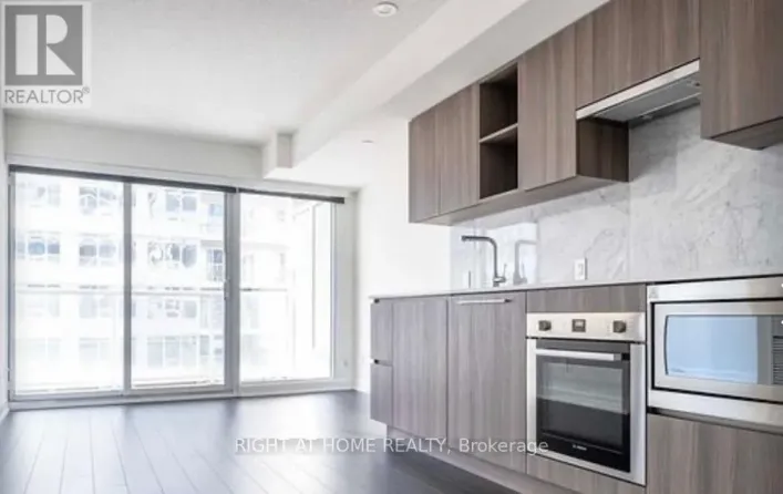 3205 - 17 BATHURST STREET, Toronto