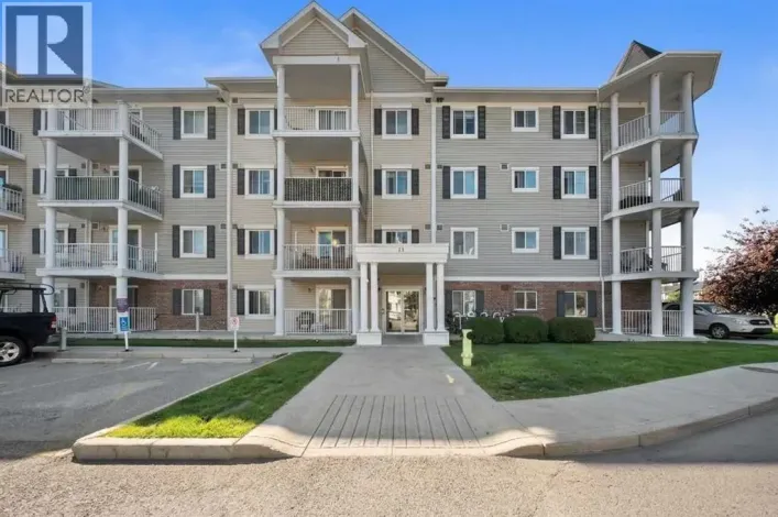 3206, 10 Country Village Park, Calgary