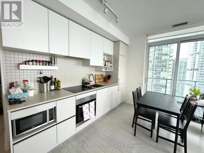 3206 - 950 PORTAGE PARKWAY, Vaughan