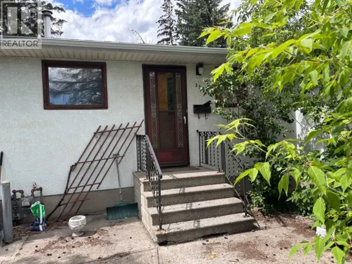 3207 Castle Road NW, Calgary