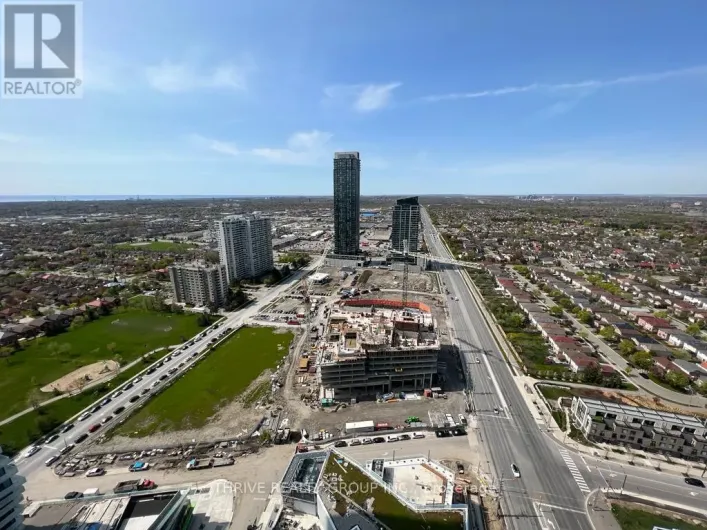 3208 - 3900 CONFEDERATION PARKWAY, Mississauga