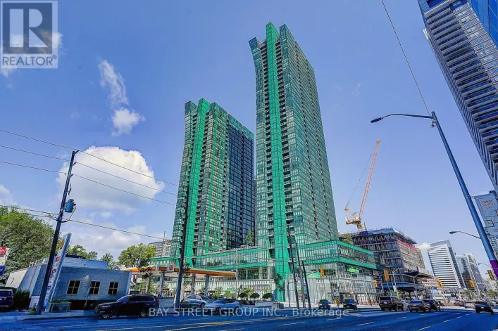 3209 - 11 BOGERT AVENUE, Toronto
