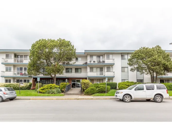 321 17707 57A AVENUE, Surrey