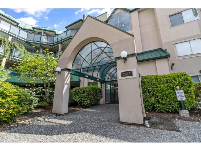 321 2962 TRETHEWEY STREET, Abbotsford