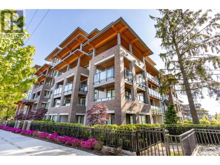 321 7599 15TH STREET, Burnaby