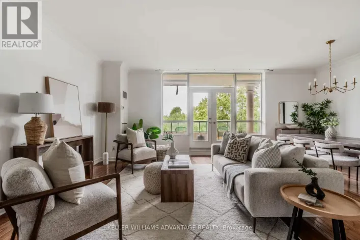 321 - 9 BOARDWALK DRIVE, Toronto