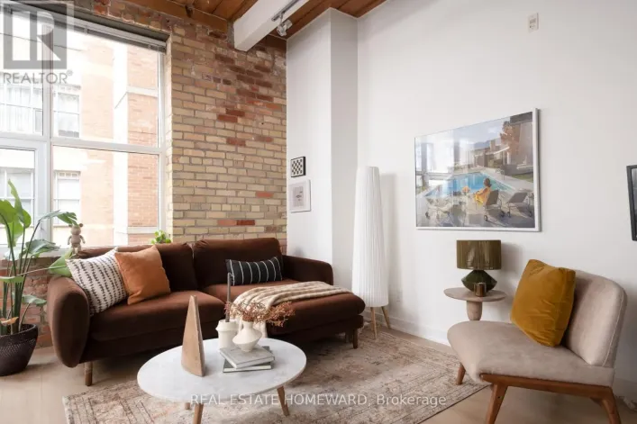 321 - 955 QUEEN STREET W, Toronto