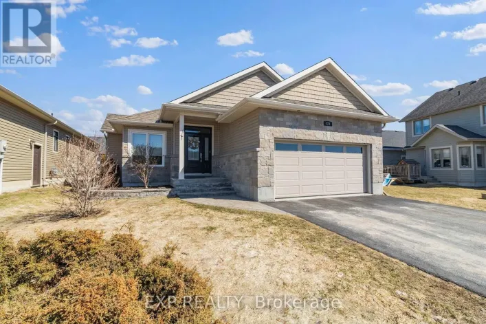 321 ADLEY DRIVE, Brockville