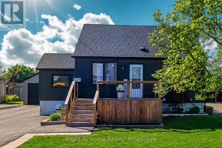 321 DEWITT ROAD N, Hamilton