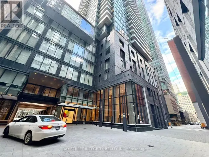 3210 - 125 BLUE JAYS WAY, Toronto